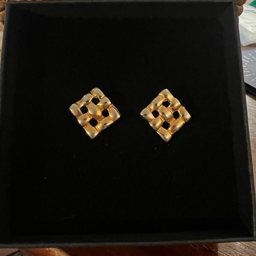 Gold Woven Square Stud Earrings